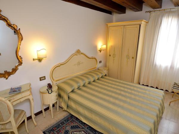 Hotel Orion : photo 1 de la chambre chambre simple