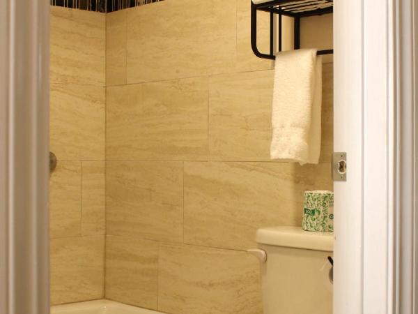 Lombard Plaza Motel : photo 3 de la chambre suite 2 chambres