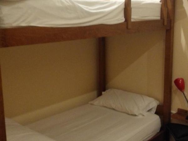 Residencial Condado : photo 1 de la chambre chambre avec lits superposés