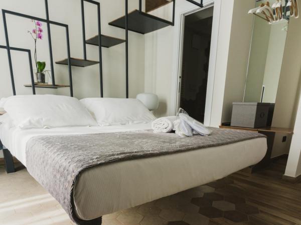 Catania House : photo 2 de la chambre chambre familiale avec balcon