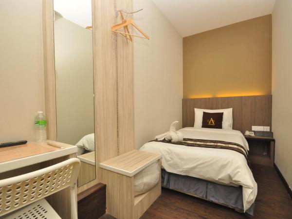 Art Cottage Hotel : photo 4 de la chambre chambre simple avec salle de bains privative