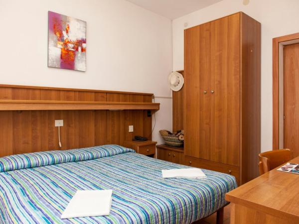 Hotel Taormina : photo 4 de la chambre chambre double ou lits jumeaux