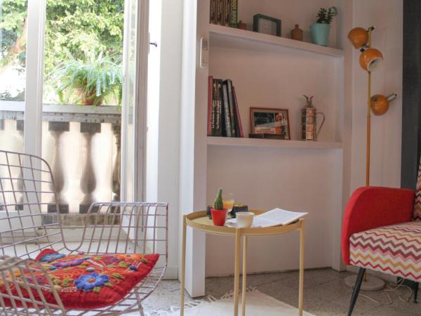 Sa Prazza GuestHouse : photo 5 de la chambre grande chambre double 