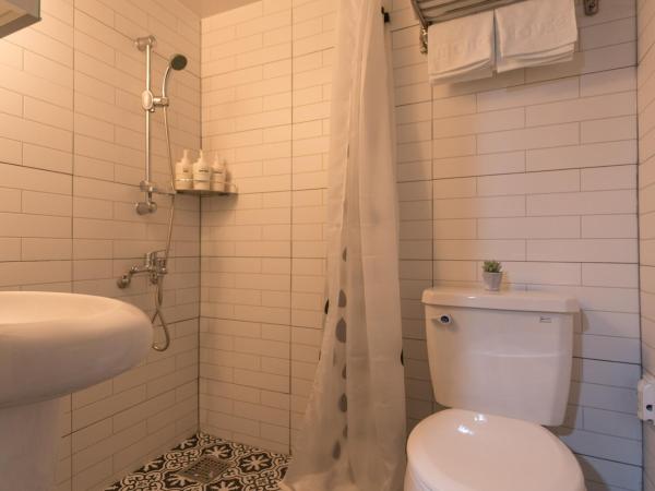 Neat House : photo 5 de la chambre chambre deluxe avec 2 lits queen-size