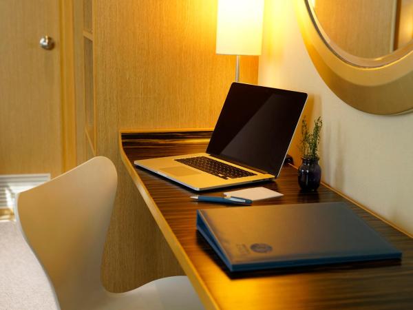 Hotel COZi Harbour View : photo 3 de la chambre chambre lits jumeaux supérieure cozi