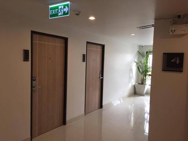Live at Home Sukhumvit 105 : photo 7 de la chambre appartement