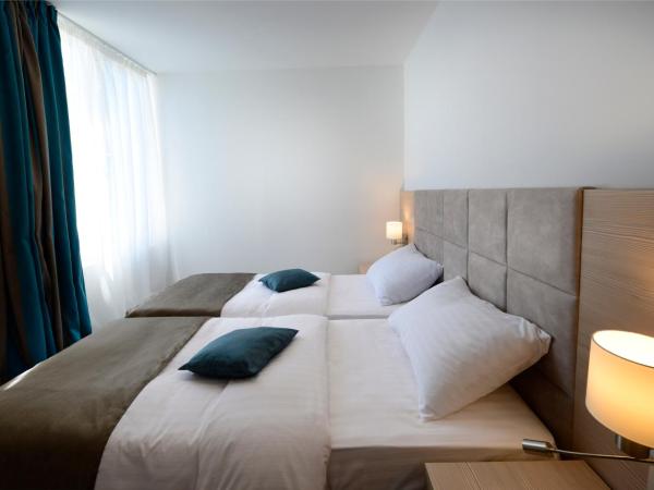 Grand Hotel Adriatic II : photo 5 de la chambre chambre double ou lits jumeaux