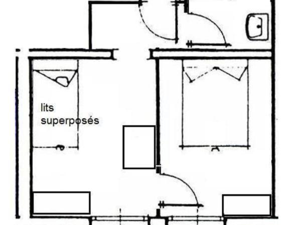 Hôtel Belalp : photo 5 de la chambre chambre familiale (2 adultes et 2 enfants)