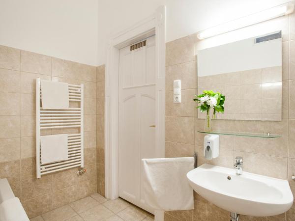 Baross City Hotel - Budapest : photo 8 de la chambre appartement supérieur 2 chambres