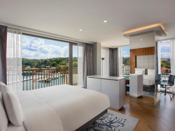 The Grand Tarabya Hotel : photo 1 de la chambre suite sud - vue sur bosphore