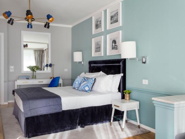 La Malandrina - Apartments & Suites : photo 7 de la chambre appartement 1 chambre avec terrasse - vue sur mer