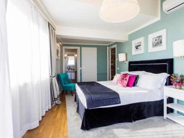 La Malandrina - Apartments & Suites : photo 5 de la chambre penthouse 1 chambre avec terrasse - vue sur mer