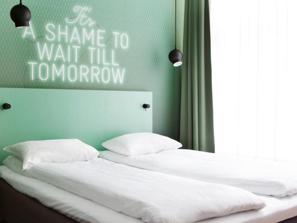 Comfort Hotel Karl Johan : photo 3 de la chambre chambre double ou lits jumeaux Économique 