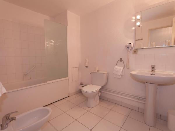 Hôtel Paradis : photo 2 de la chambre chambre quadruple classique