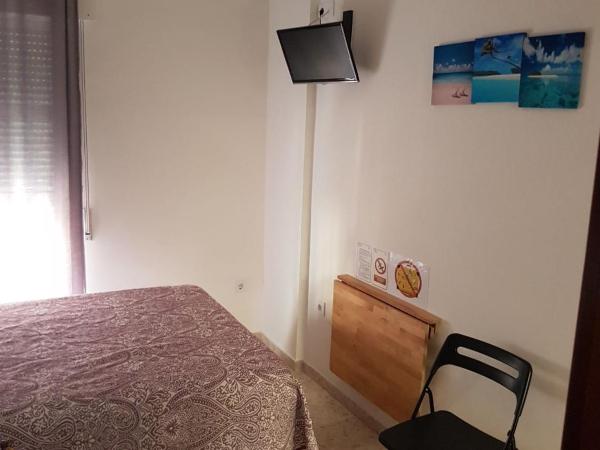 Hostal Tilos : photo 3 de la chambre chambre simple