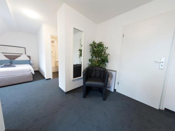 Berolina Haus : photo 2 de la chambre chambre familiale