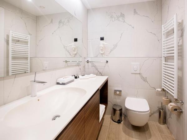 Marvie Hotel & Health : photo 2 de la chambre suite premium avec baignoire spa – vue sur mer