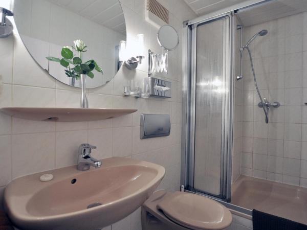 Hotel Am Ehrenhof : photo 2 de la chambre chambre double