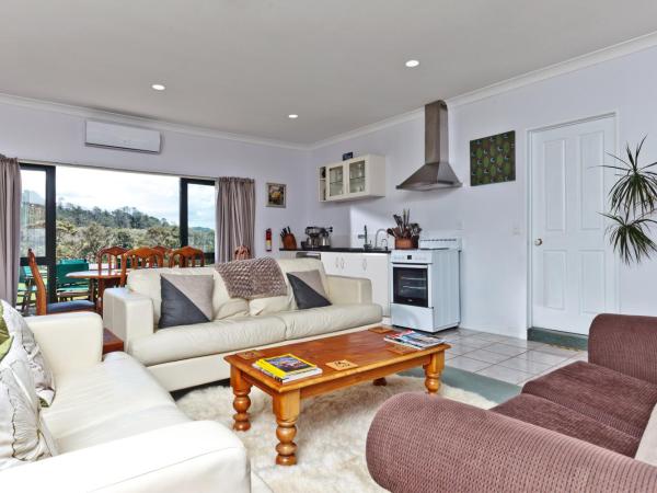 Okura River Estate Getaway : photo 8 de la chambre maison de vacances