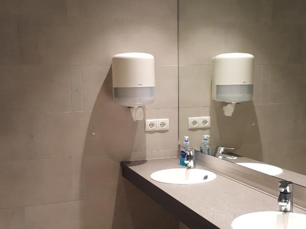 Lækur Hostel : photo 5 de la chambre lit dans dortoir mixte de 4 lits