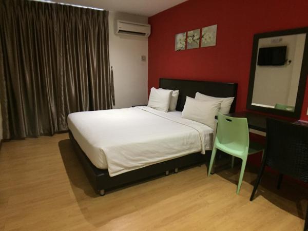 Padungan Hotel : photo 3 de la chambre chambre double standard