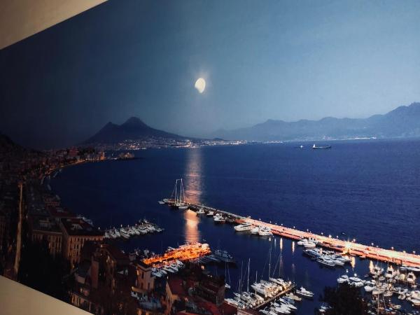 La Stella Di Napoli B&B : photo 3 de la chambre appartement 3 chambres