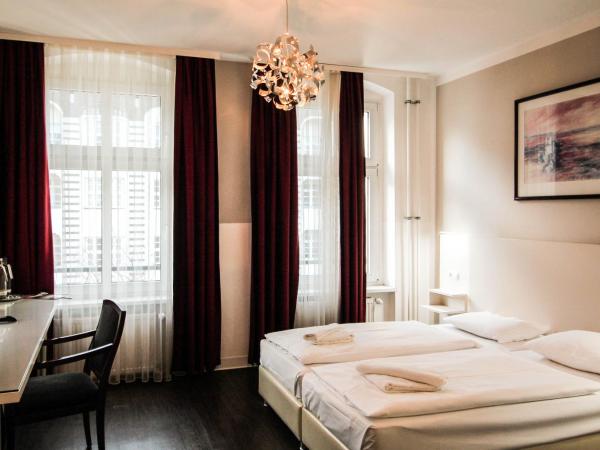 Hotel Prens Berlin : photo 8 de la chambre chambre lits jumeaux supérieure