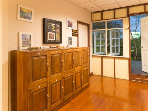 NTY Hostel Near Suvarnabhumi Airport : photo 5 de la chambre lit dans dortoir mixte de 4 lits