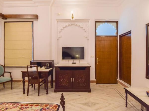 Hotel Raj Kuber : photo 8 de la chambre chambre double ou lits jumeaux supérieure