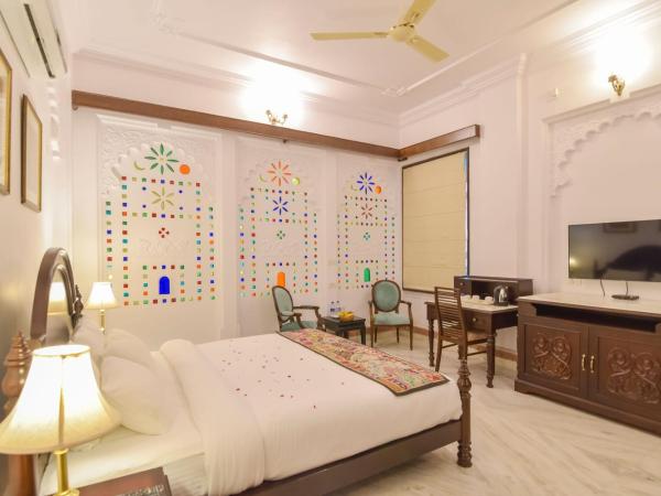 Hotel Raj Kuber : photo 3 de la chambre chambre double ou lits jumeaux supérieure