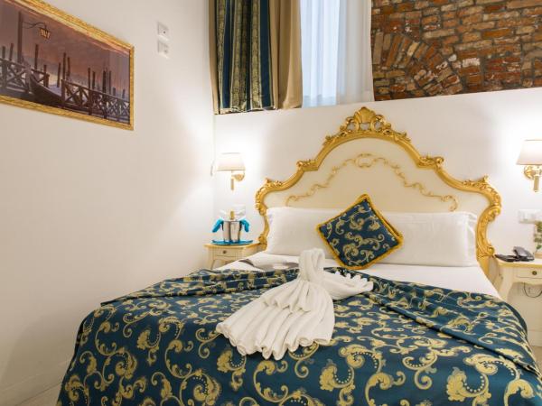 Al Mascaron Ridente : photo 9 de la chambre chambre double ou lits jumeaux