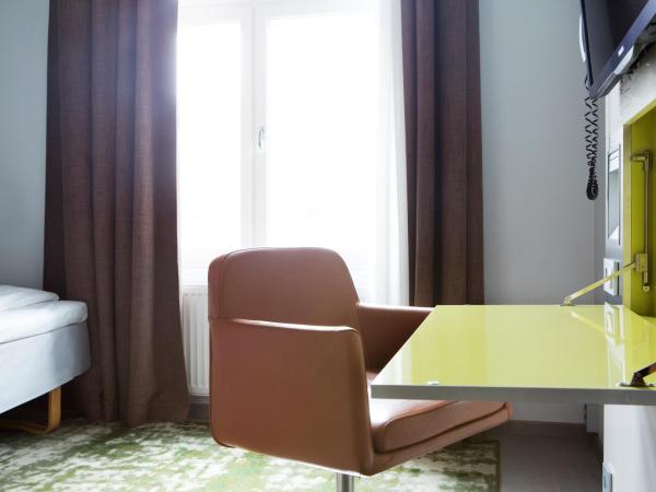 Comfort Hotel Grand Central : photo 2 de la chambre chambre simple standard