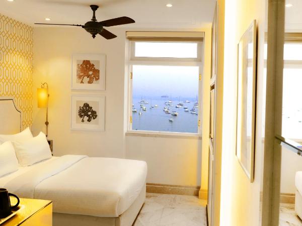 Hotel Harbour View Colaba : photo 3 de la chambre chambre de luxe vue sur la mer