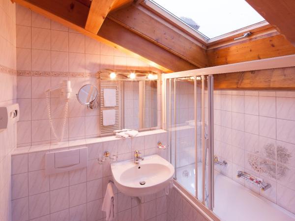 Hotel Cheminee : photo 1 de la chambre chambre lits jumeaux deluxe