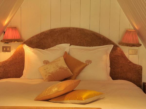 Exclusive Suites The Secret Garden : photo 3 de la chambre suite junior - vue sur canal