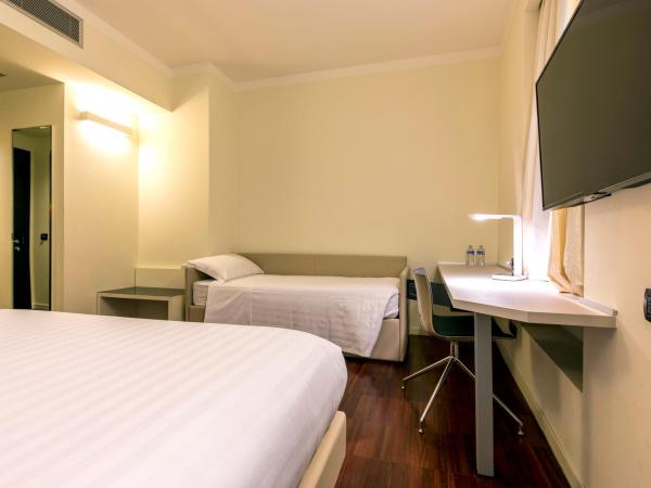 43 Station Hotel : photo 6 de la chambre chambre triple