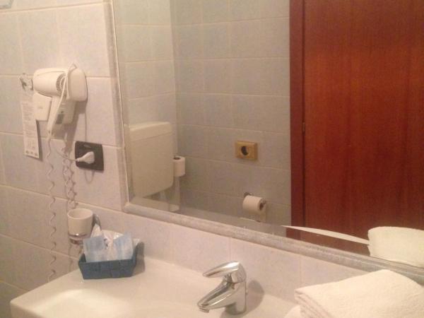 Hotel Conte Luna : photo 4 de la chambre chambre double