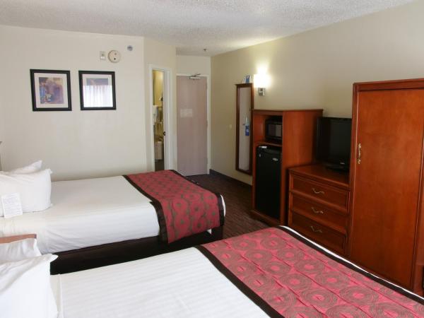Baymont by Wyndham Louisville East : photo 1 de la chambre chambre double deluxe avec 2 lits doubles - non-fumeurs