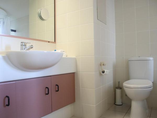 181 The Esplanade : photo 3 de la chambre sea view two bedroom apartment (free wifi access)