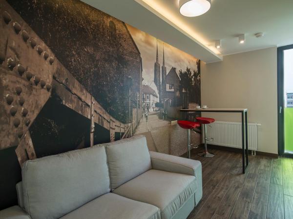 Citi Hotel's Wrocław : photo 3 de la chambre appartement
