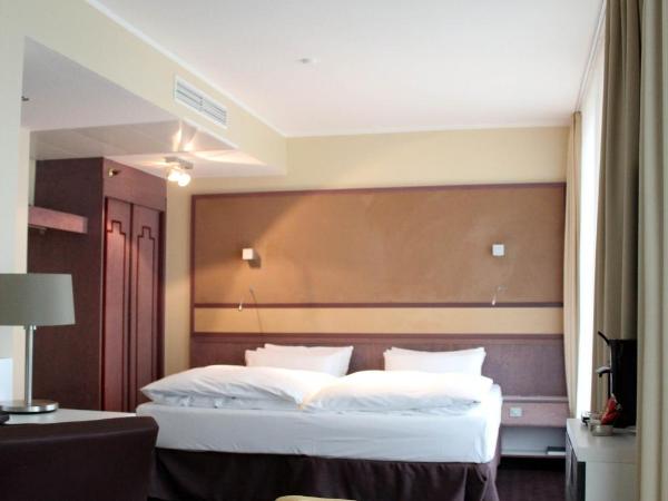 Mercure Hotel Dortmund Centrum : photo 3 de la chambre chambre privilège avec 1 lit king size