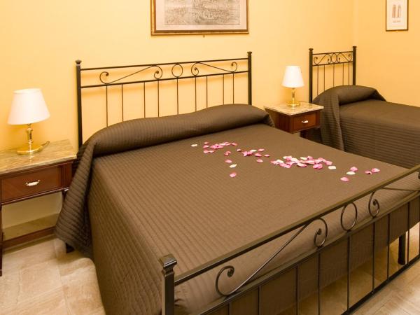 Hotel Pisa Tower : photo 5 de la chambre chambre triple