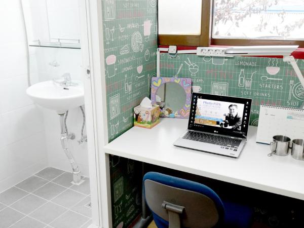 Photo Park Guesthouse : photo 9 de la chambre chambre lits jumeaux avec salle de bains privative