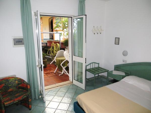 Albergo Villa Mario : photo 5 de la chambre chambre double