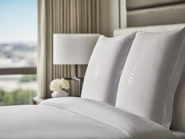 Four Seasons Hotel Austin : photo 3 de la chambre chambre lit king-size - vue sur ville