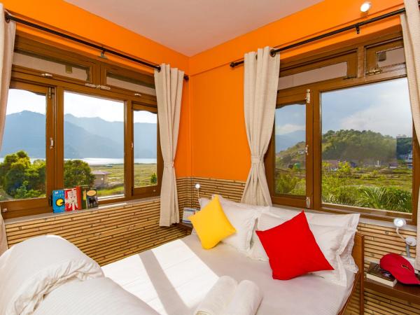 Zostel Pokhara : photo 1 de la chambre chambre deluxe