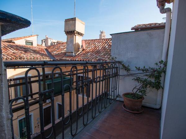 Albergo Casa Peron : photo 4 de la chambre chambre simple avec salle de bains commune