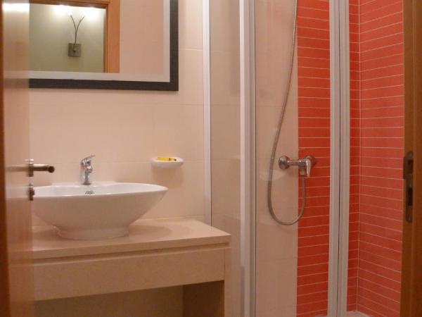 Ossiano's : photo 4 de la chambre chambre triple - vue sur mer