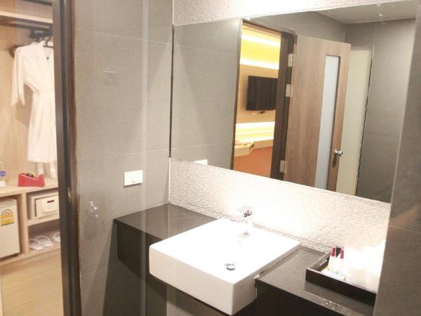 Levana Pattaya Hotel - SHA Extra Plus : photo 9 de la chambre chambre double deluxe