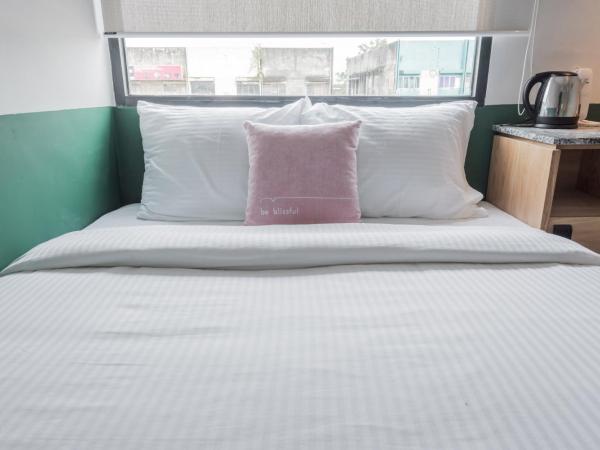 Bunk & Bilik Hotel Jalan Ipoh : photo 4 de la chambre chambre lit queen-size deluxe